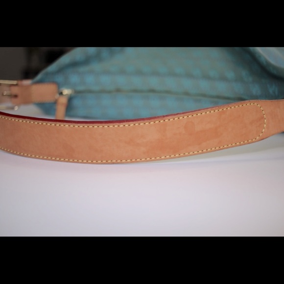 Dooney & Bourke canvas Purse - Picture 5 of 8